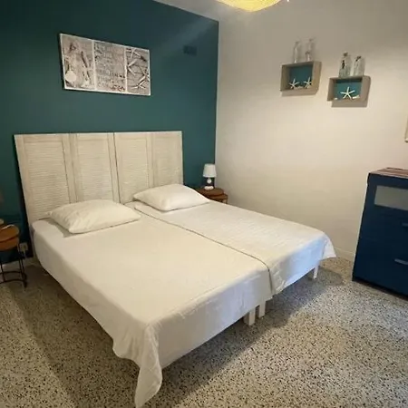 3 Etoiles De 120m2 - Vue - Clim - A 600m Villa *