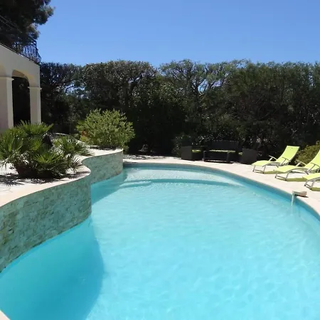 3 Etoiles De 120m2 - Vue - Clim - A 600m * Roquebrune-sur-Argens